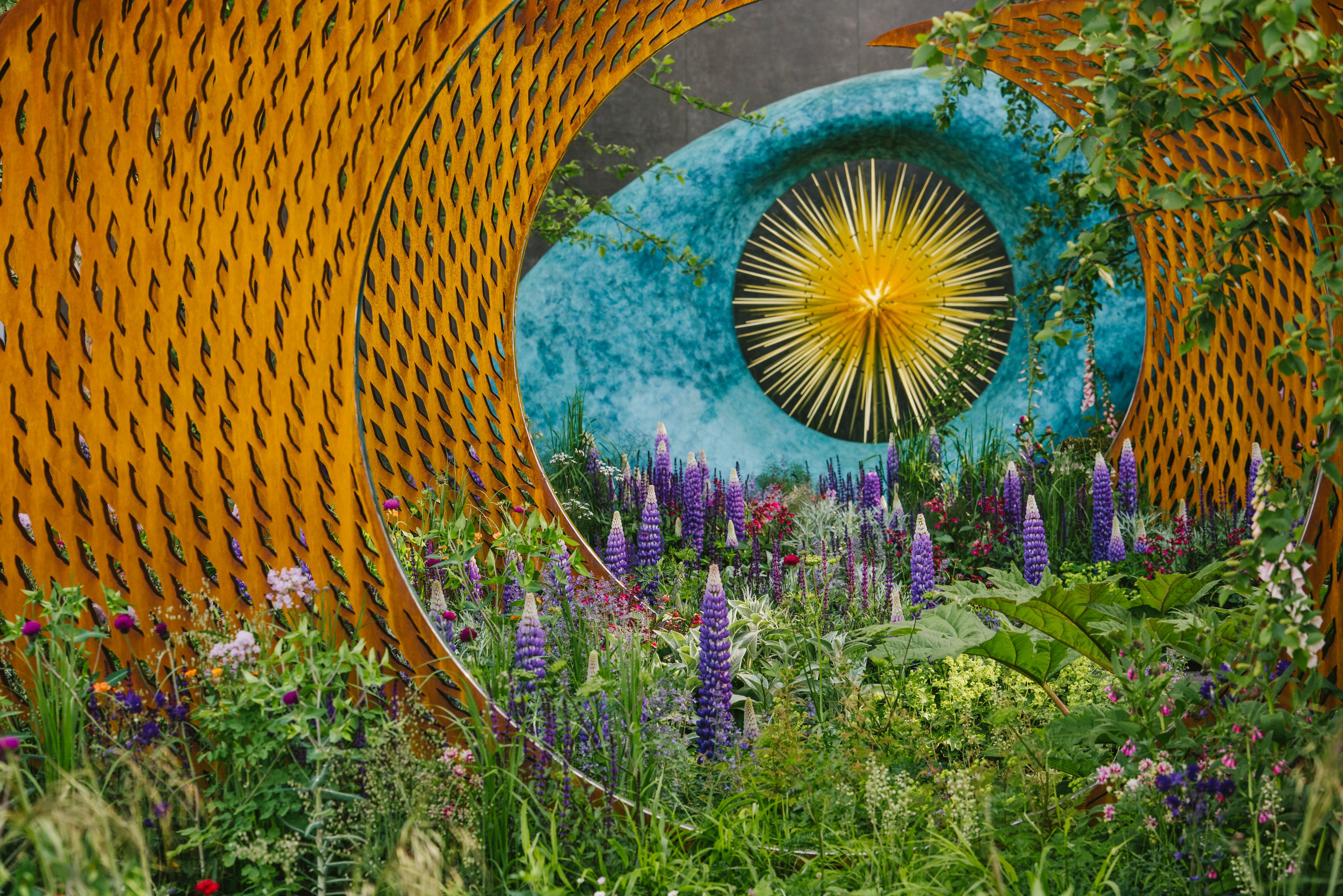 Garden with flowers and sculptures