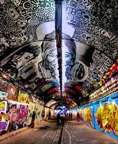 Graffiti artistici al Leake Street Arches, Londra
