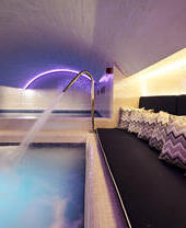 An indoor spa pool at Bristol Harbour Hotel & Spa