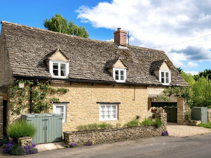 Eco Chic Cottages’ Chestnuts cottage, Shilton, Oxfordshire