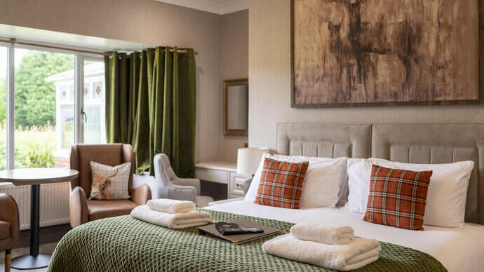 Accessible bedroom, large double bed