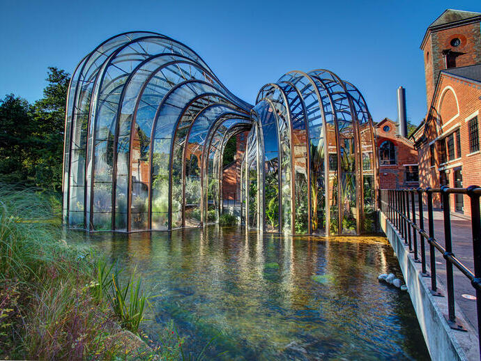Vue extérieure du bâtiment Bombay Sapphire