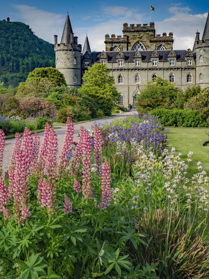 Vue sur les jardins du château d'Inveraray