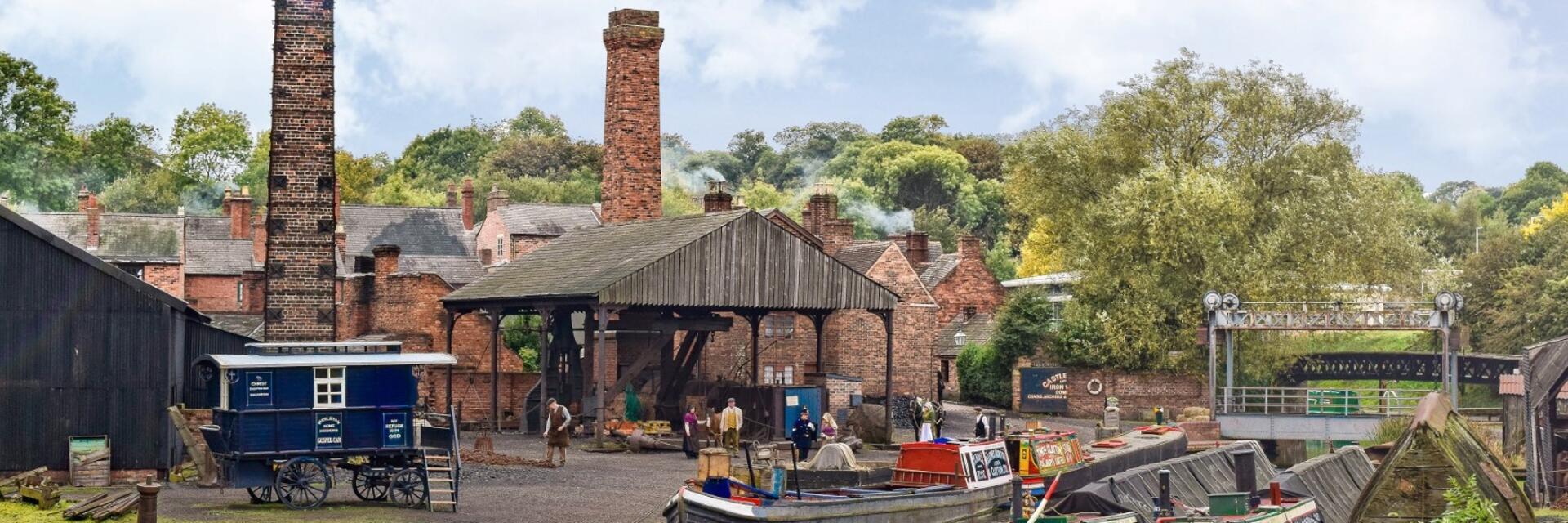 Quai pour bateaux au Black Country Living Museum, lauréat de la médaille d'or des VisitEngland Awards for Excellence 2025