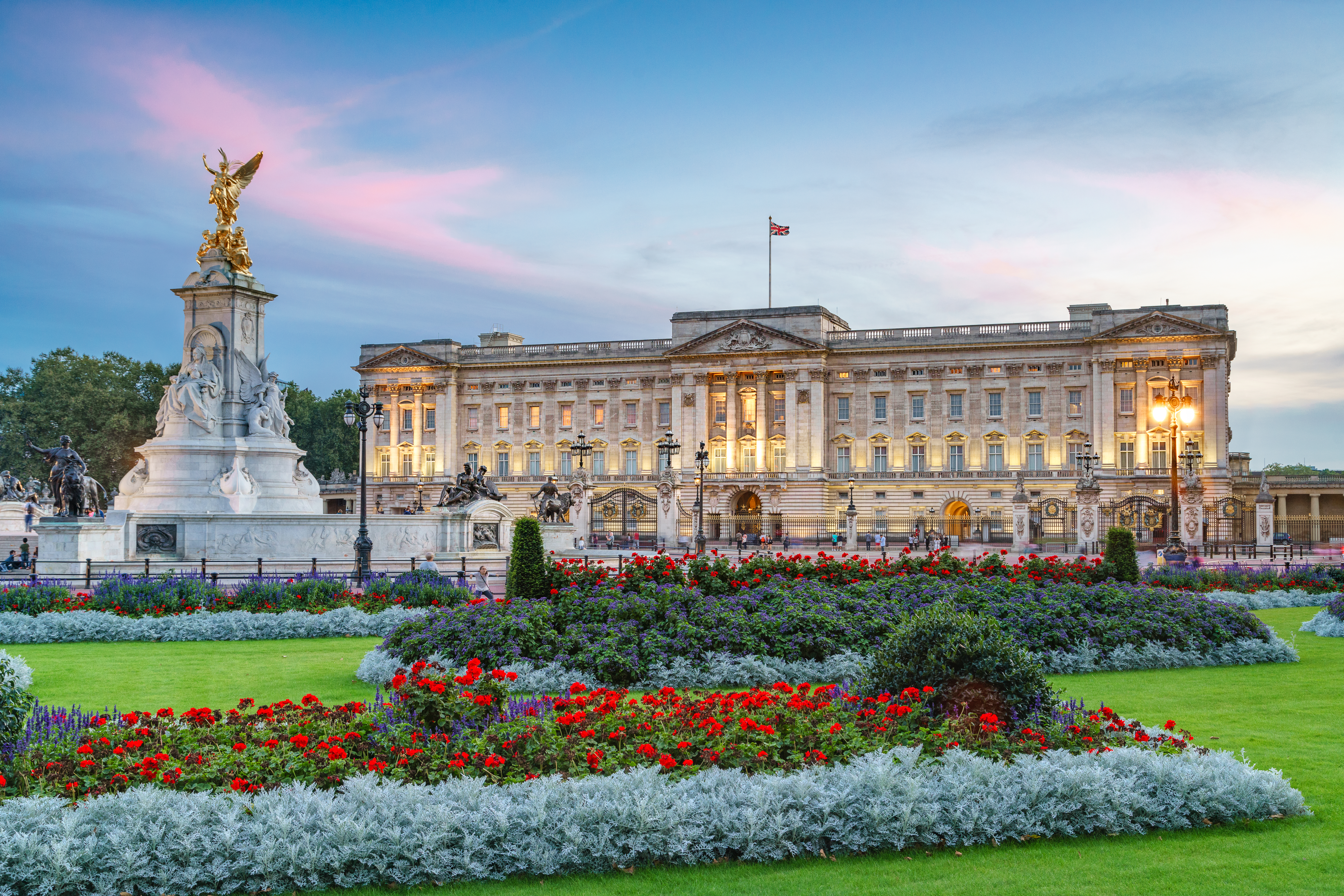 View of Buckingham Palace early morning with gardens in the foreground