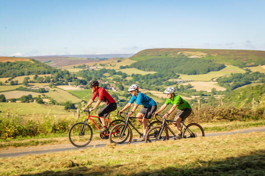 قمم يوركشاير الثلاث