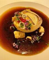 Primer plano de un plato de comida