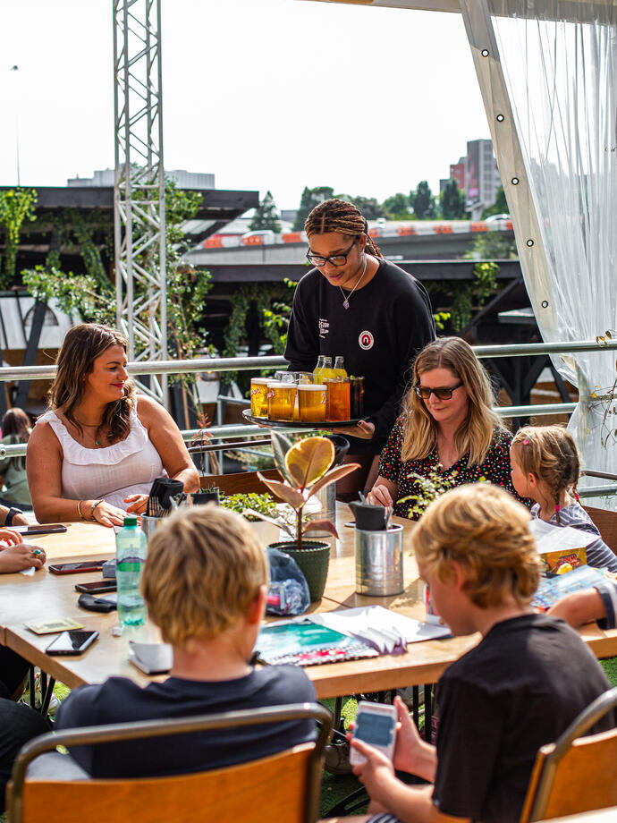 Escape to Freight Island, Manchester