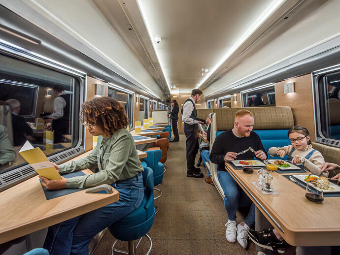 Interior del tren Caledonian Sleeper