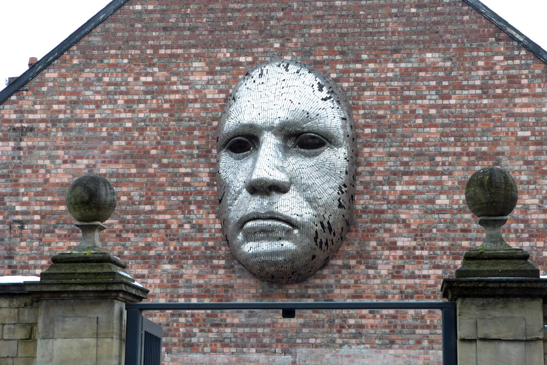 An art piece on the wall of Lincoln Drill, an art community centre in Lincoln