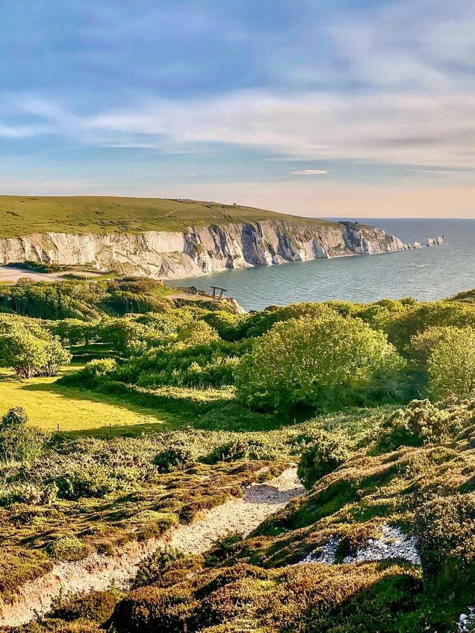Landscape shot of chalk cliffs and ocean