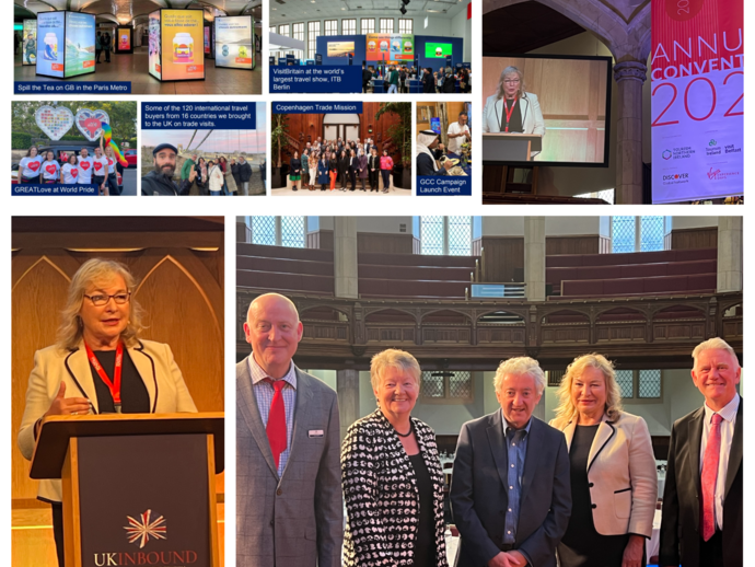 Collage de 4 cuadrículas en blanco