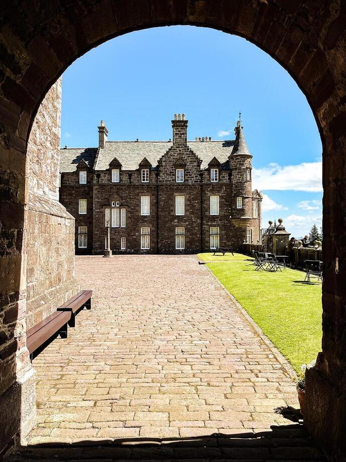 Drummond Castle Gardens