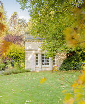 Autumn at Bath Botanical Gardens - Temple of Minerva Wedding Venue