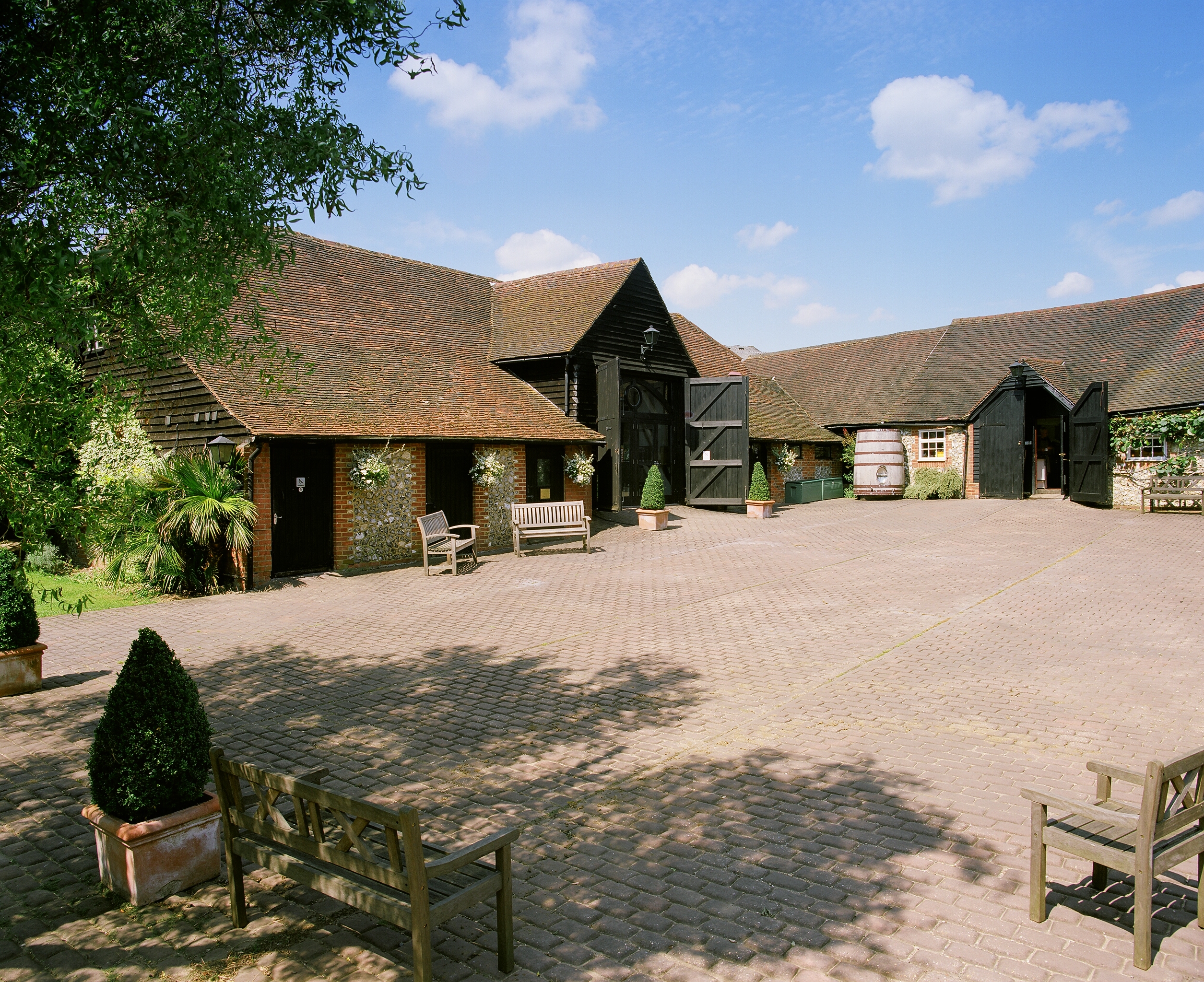 Außenaufnahme der Chiltern Valley Winery and Brewery