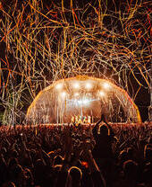 A main stage performance at Mighty Hoopla festival in London, by Luke Dyson