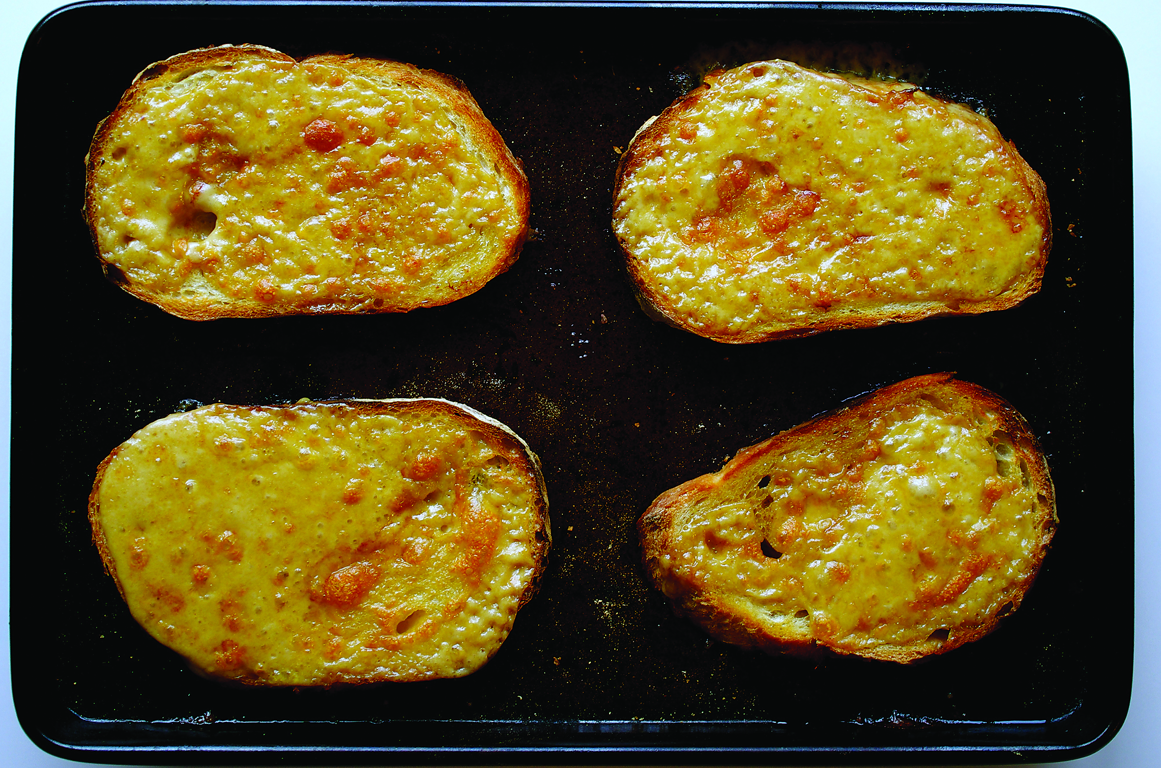 Welsh rarebit con laverbread y cerveza