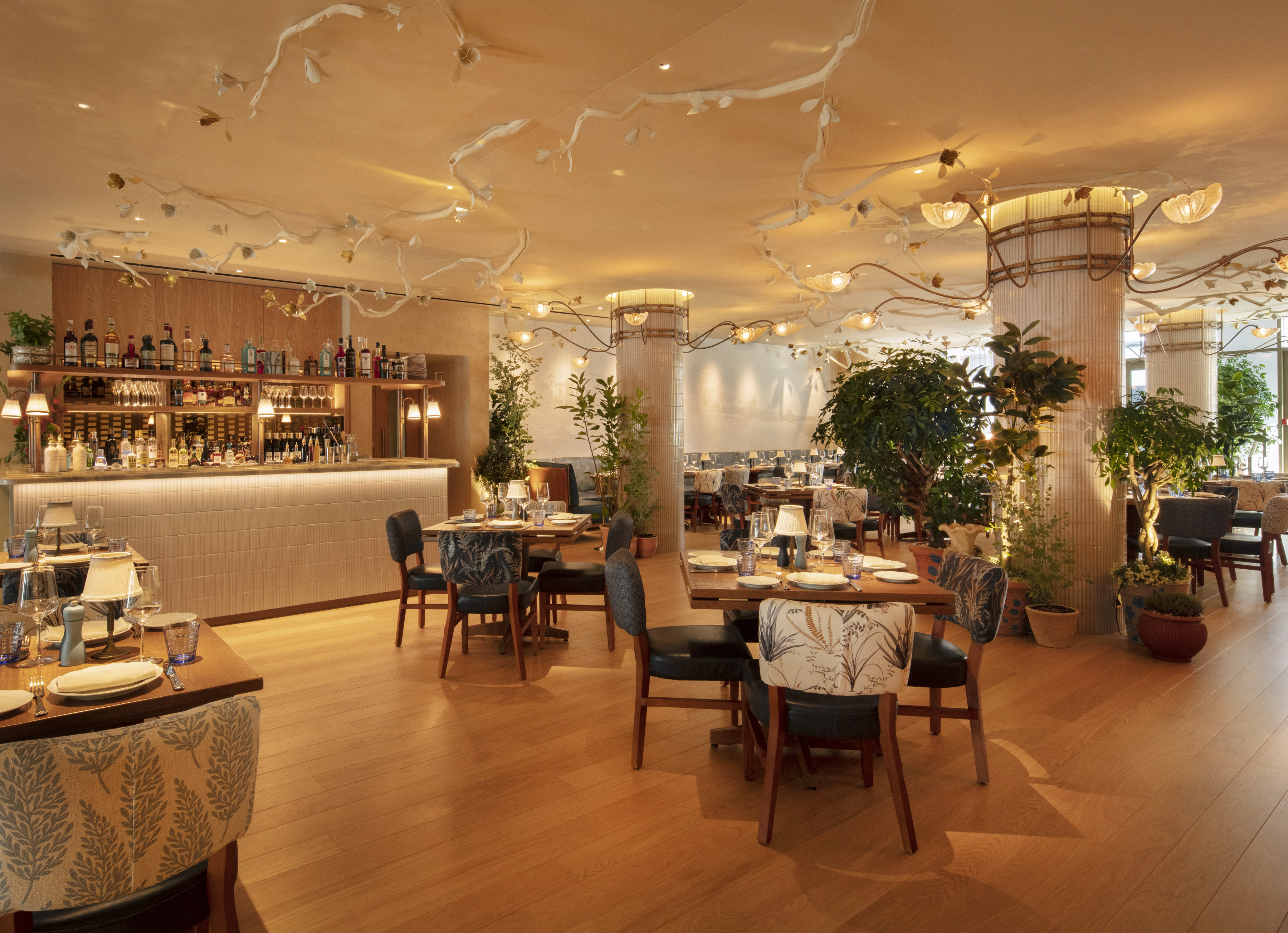 Vue intérieure du restaurant Lavo à Londres