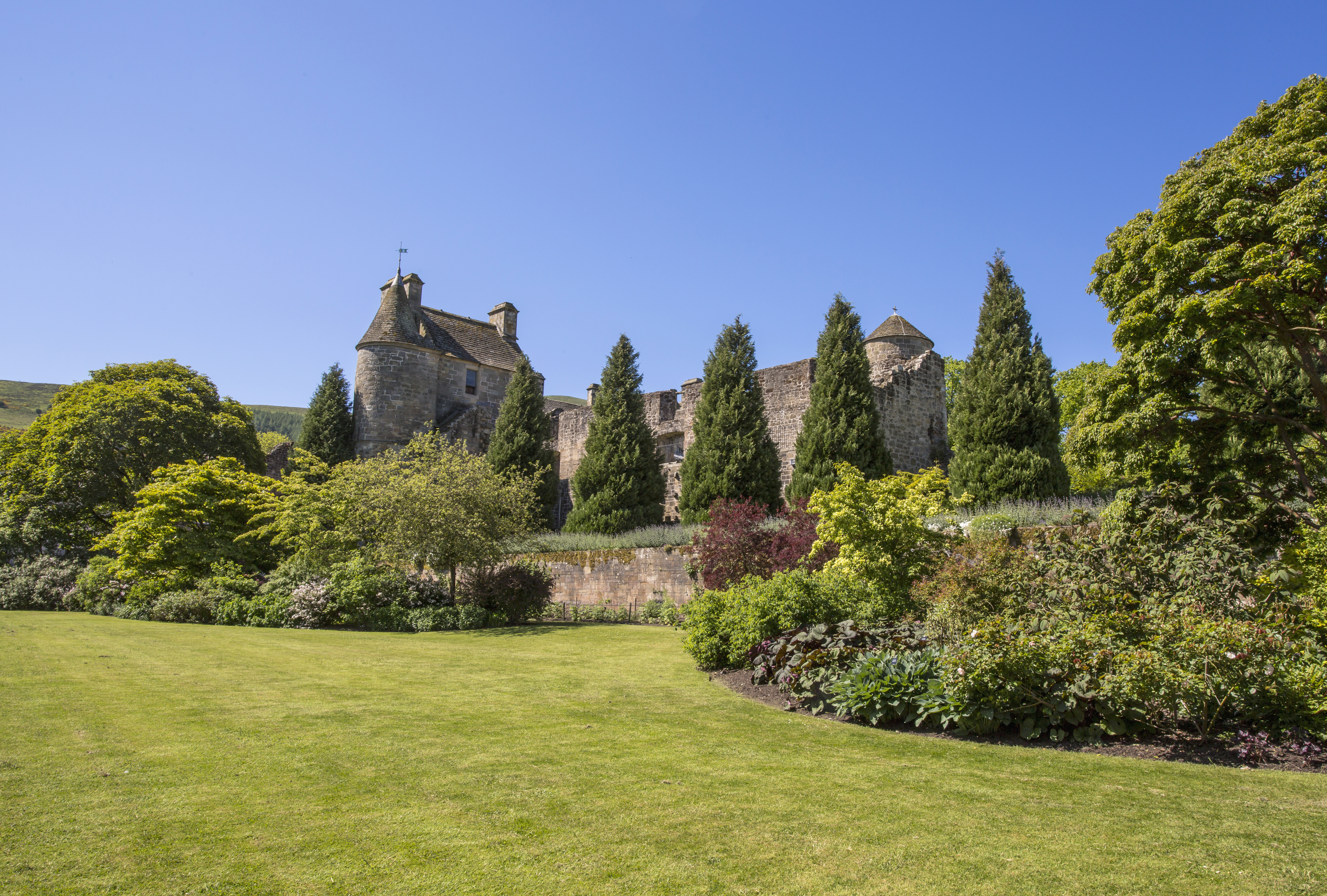 Giardini che circondano il Falkland Palace.
