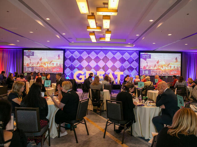 Profesionales del sector turístico norteamericano asistiendo a la DBNA 2023