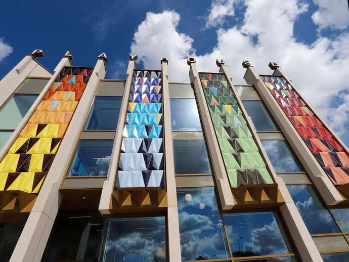 Außenansicht des Leeds Playhouse in Leeds, Yorkshire, ehemals West Yorkshire Playhouse.