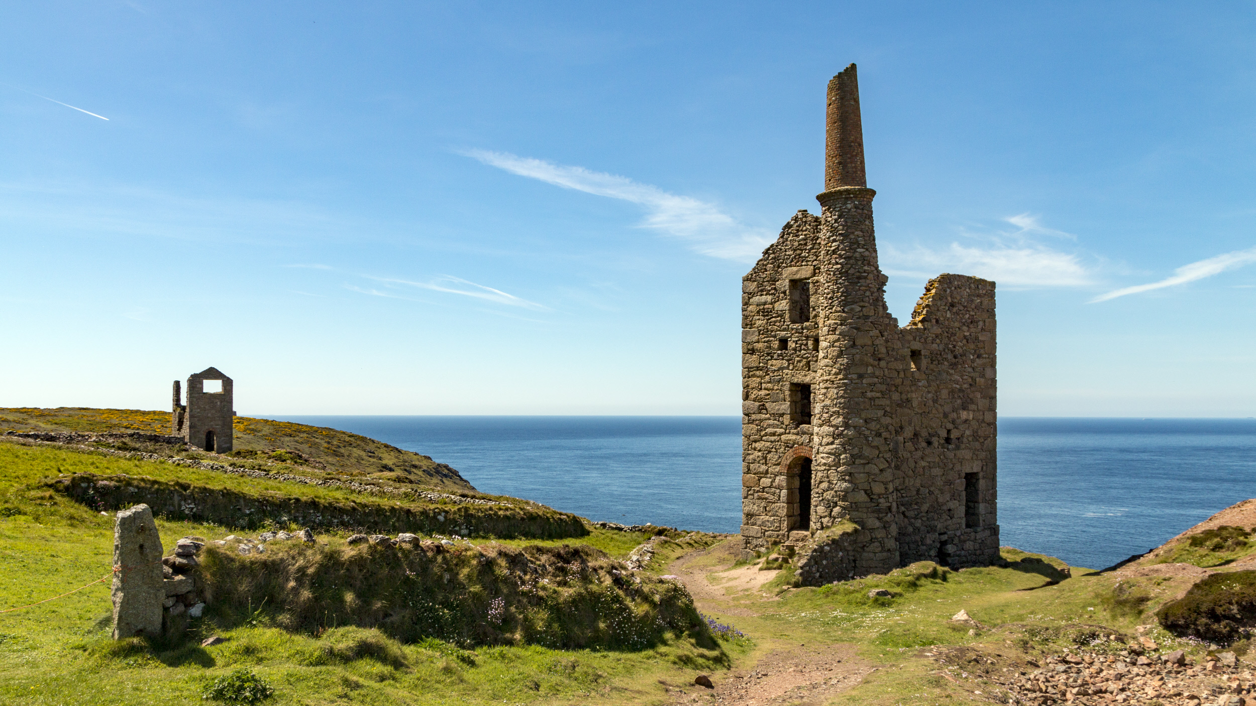 Das verlassene Maschinenhaus der Mine West Wheal Owles in Botallack, Cornwall