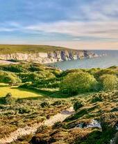 Landscape shot of chalk cliffs and ocean