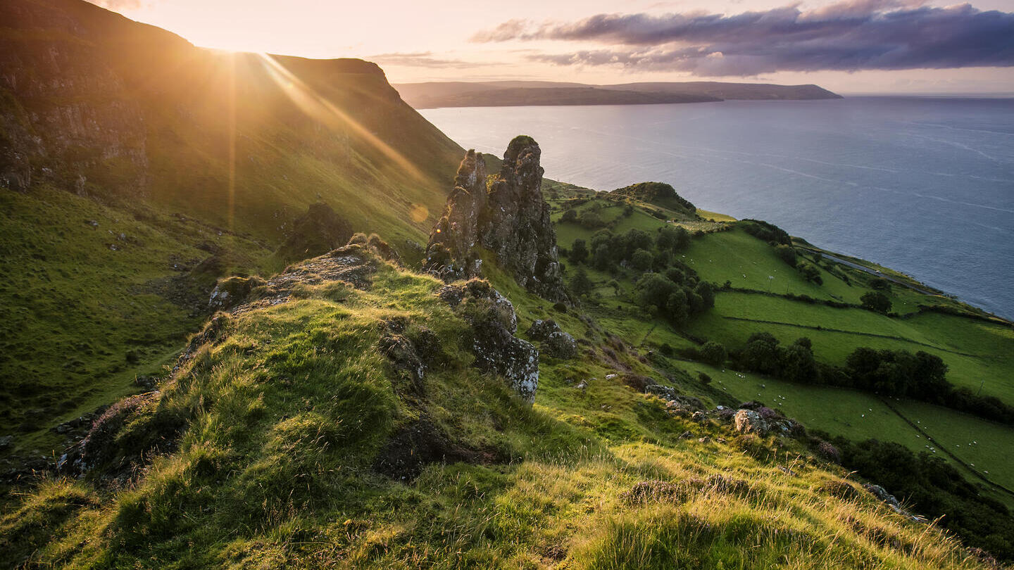 منظر لخليج ووادي