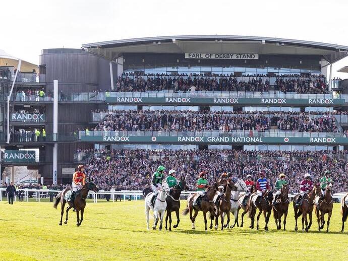 Ein Pferderennen beim Grand National