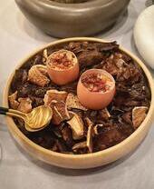 وعاء من الفطر للأكل