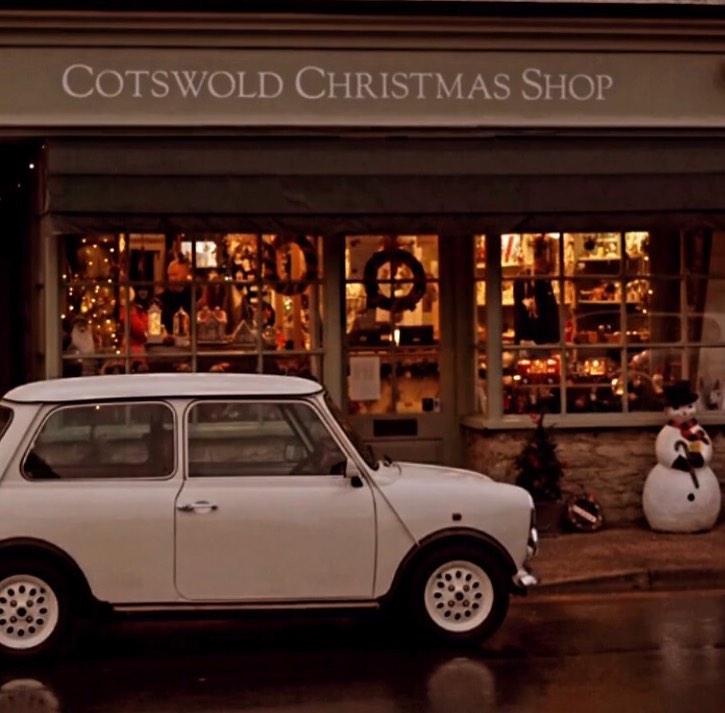 Cotswold Christmas Shop