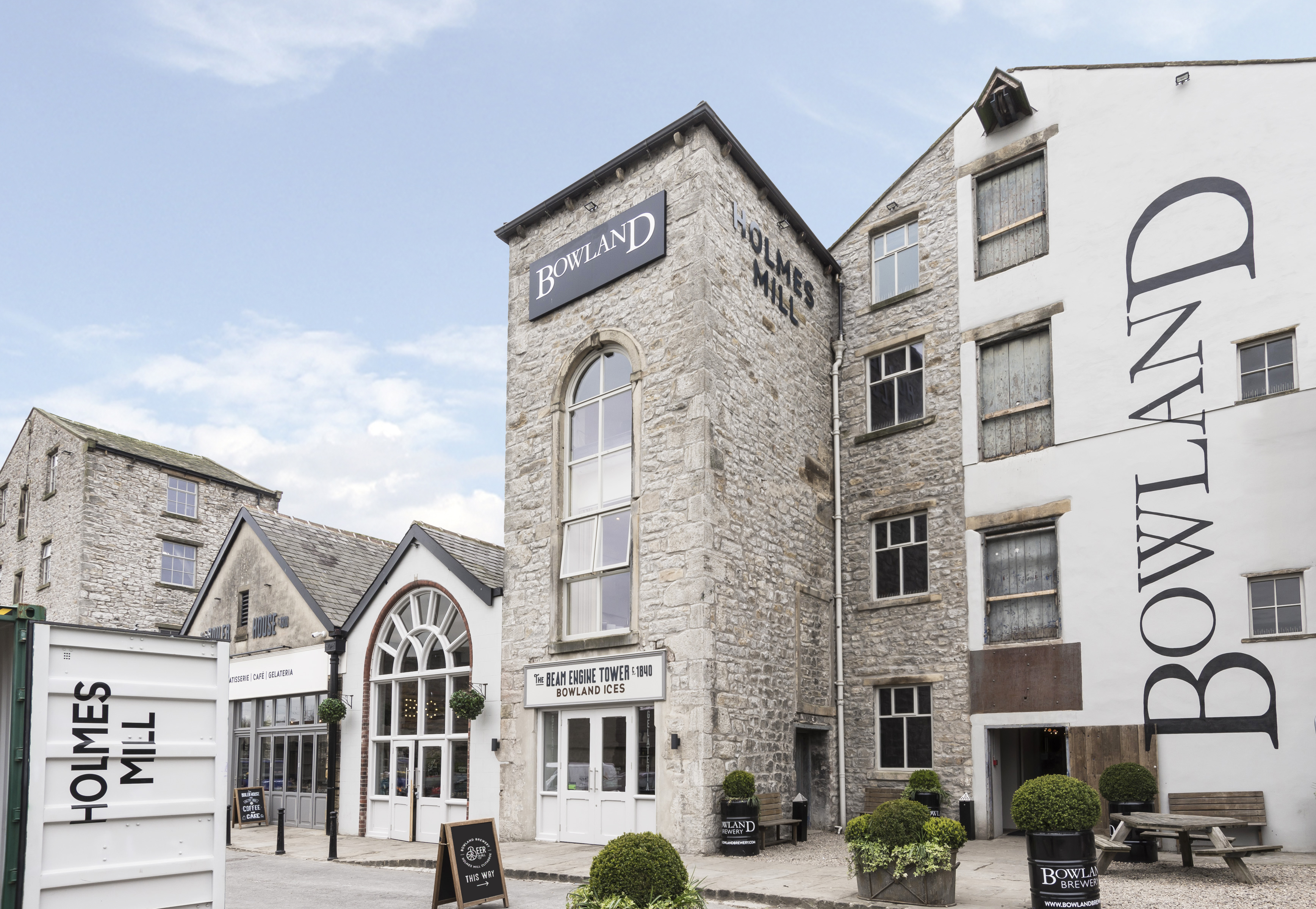 Die historischen Gebäude von Holmes Mill in Lancashire