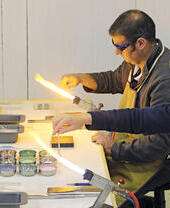 Soplado de vidrio con Gift of Glass