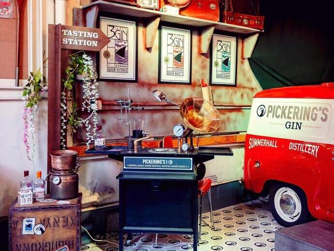 Esposizione alla Pickering's Gin Distillery