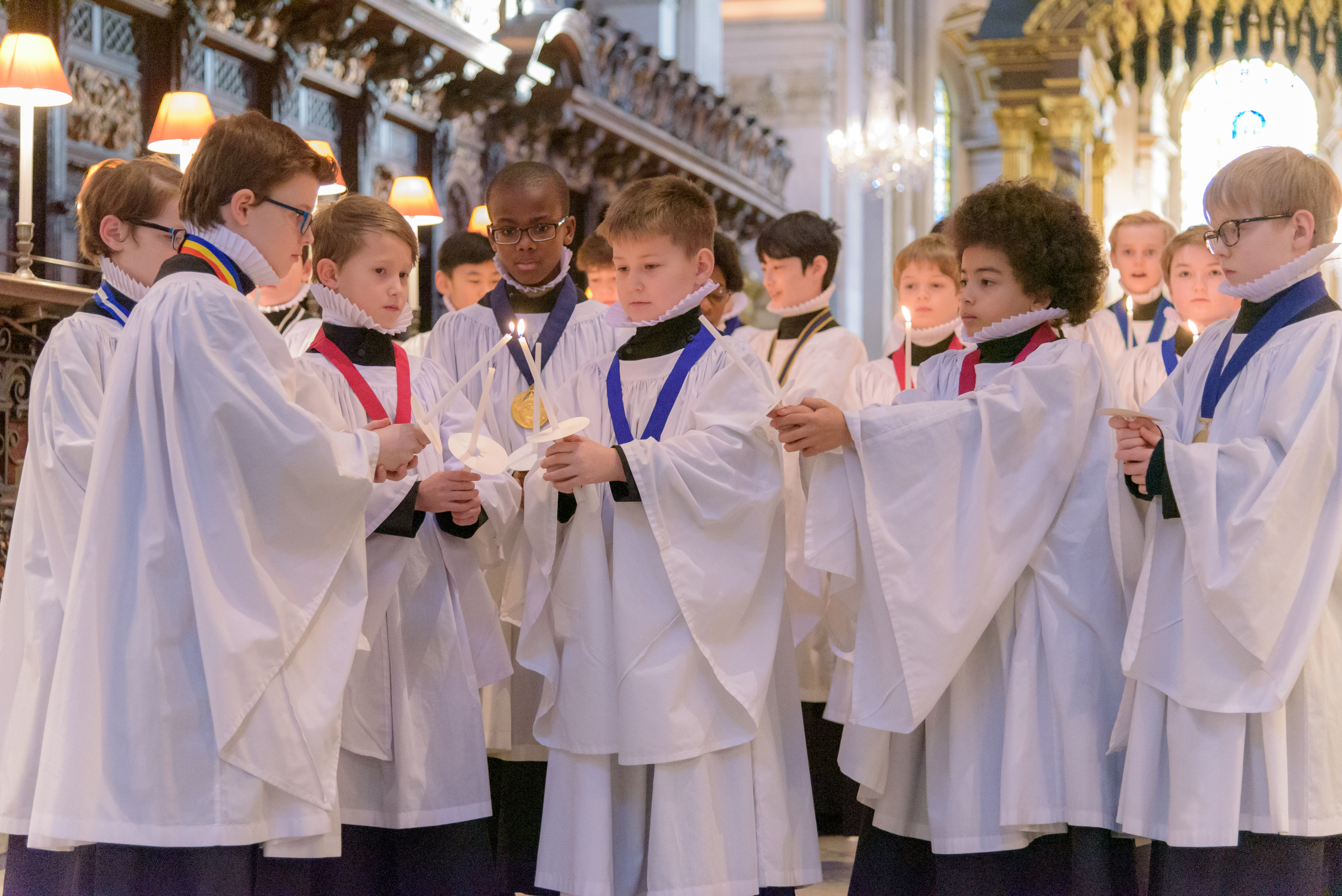 St Paul's Choristers lighting candles at Christmas