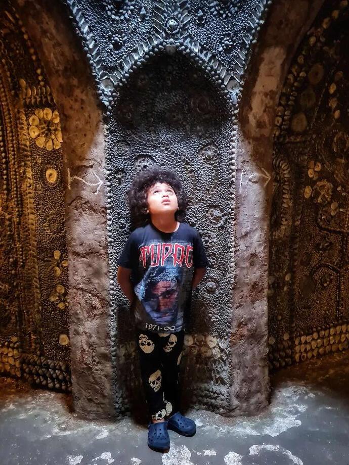 Shell Grotto