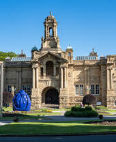 Extérieur du Cartwright Hall, Bradford.