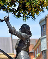 Die Statue von König Richard III. in Leicester