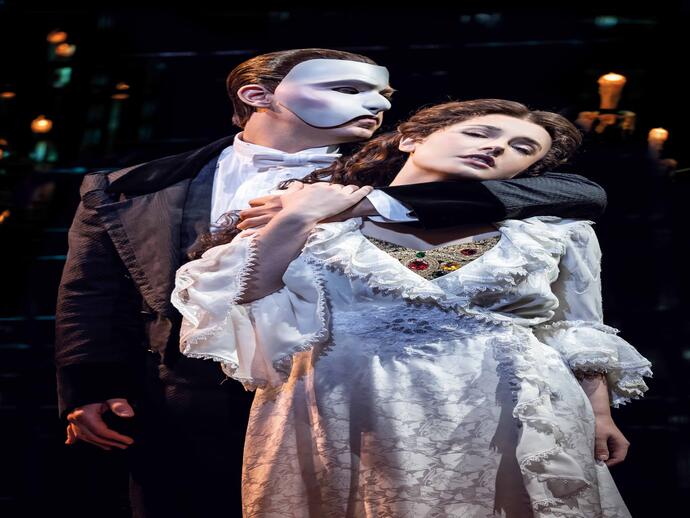 A performance of Phantom of the Opera on stage in London