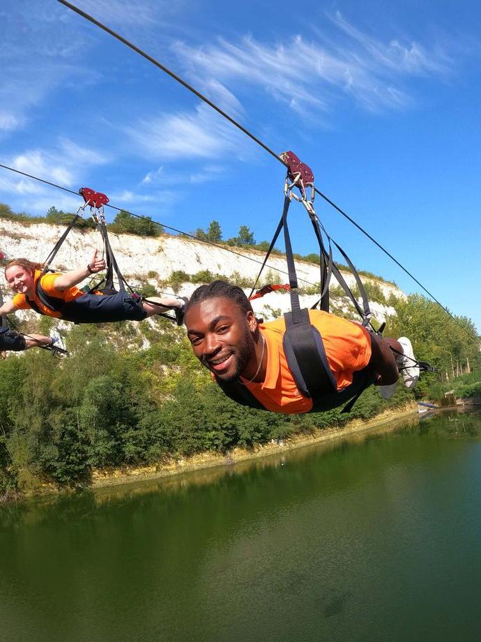 Tirolina Hangloose Bluewater, Hangloose Adventures